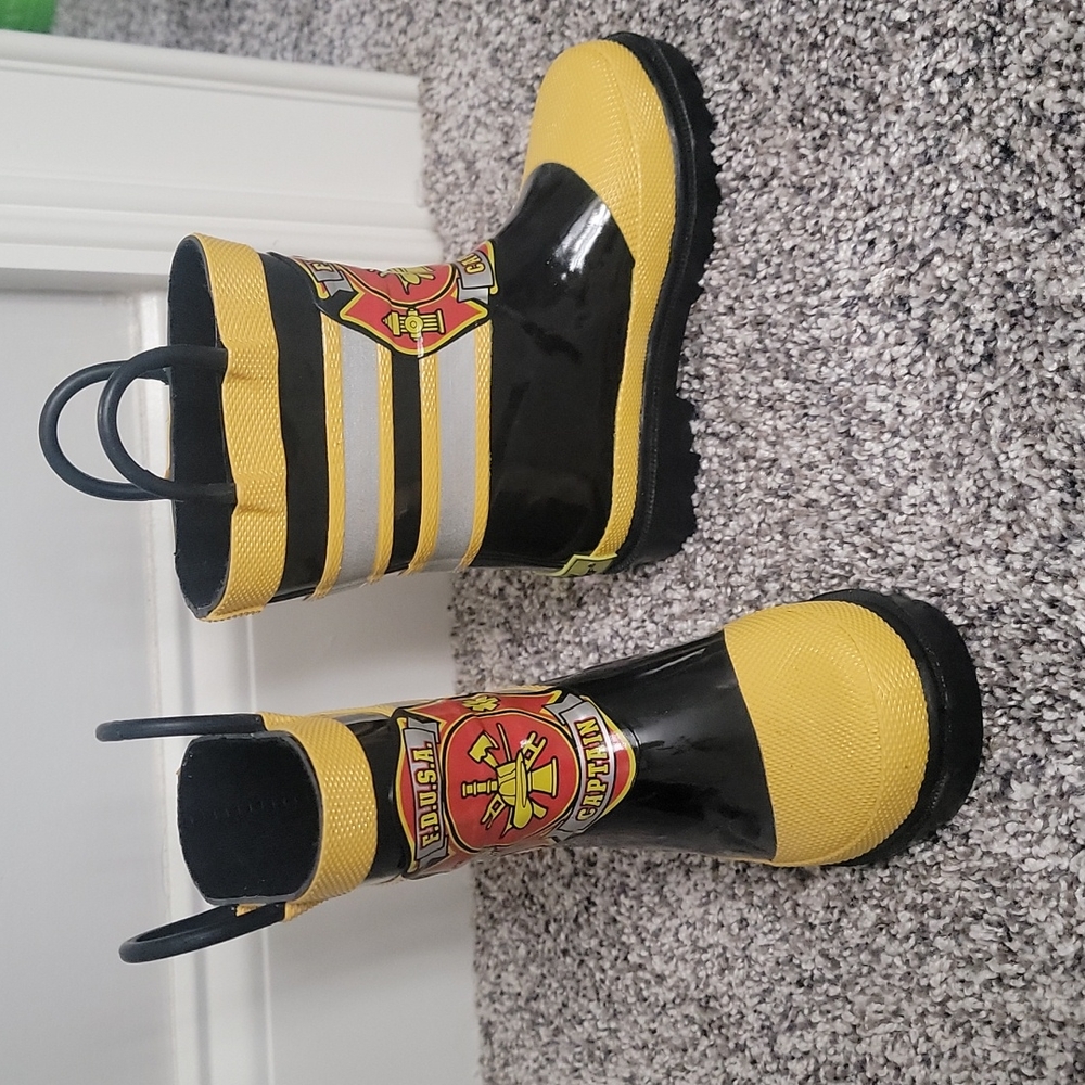 Toddler rain boots